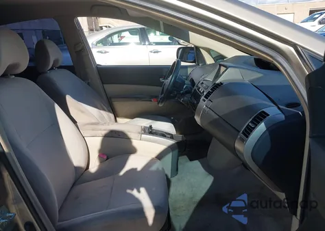 2004 Toyota Prius from USA, damaged, VIN JTDKB20U040012155